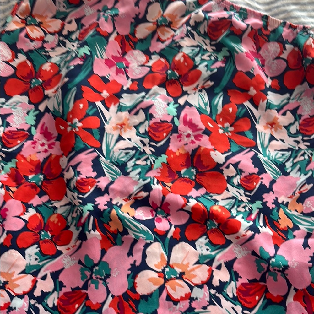 SHEIN Floral One-Shoulder Top - Picture 4 of 4